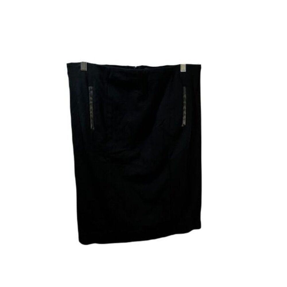 Ann Taylor Black Mini Skirt with Leather Slit Pocket‎ Detail Size 6